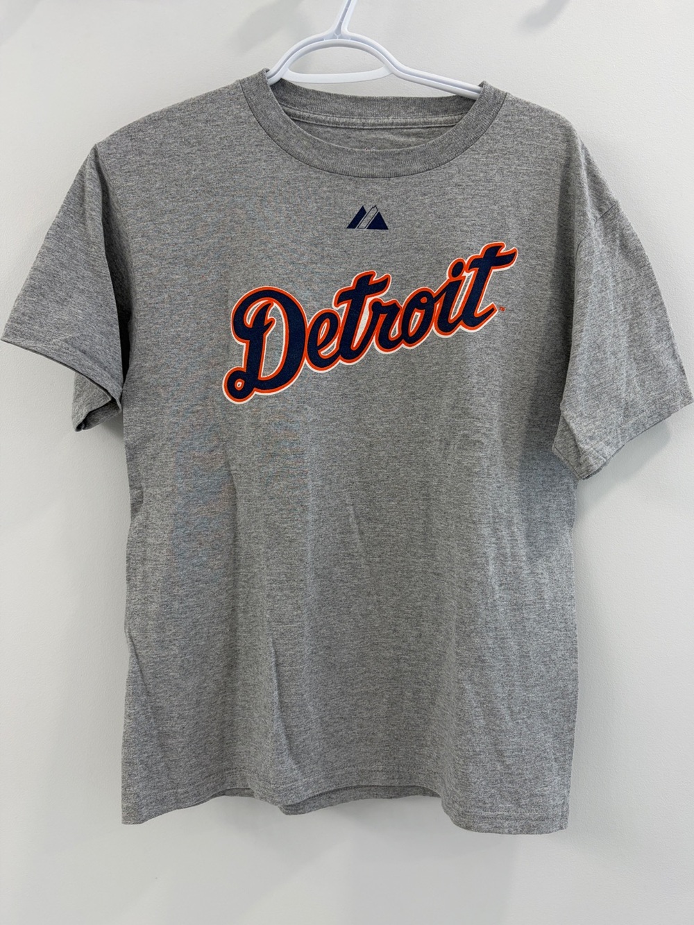 RARE Majestic Detroit Tigers Cabrera 24 Youth Gray Script Logo Tee - Large